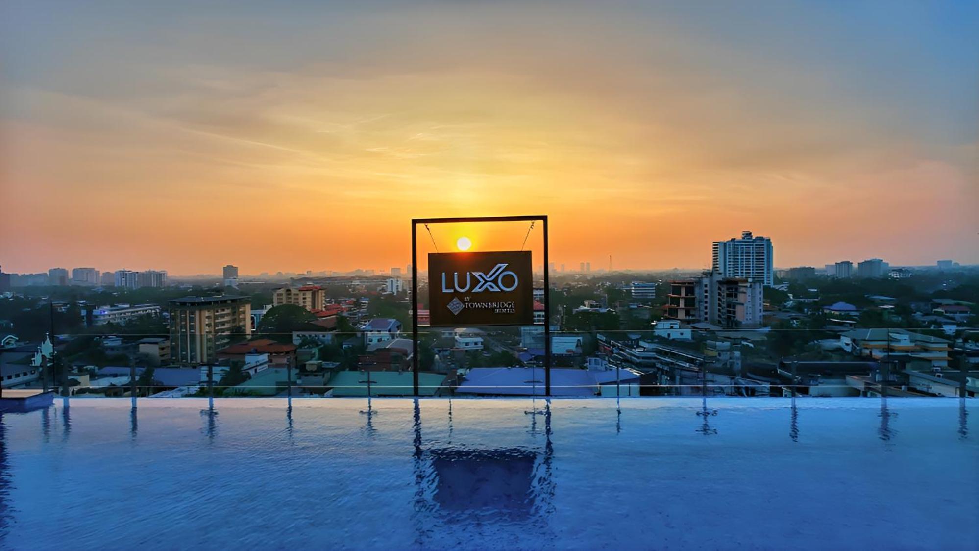 Luxo Kochi 호텔 외부 사진